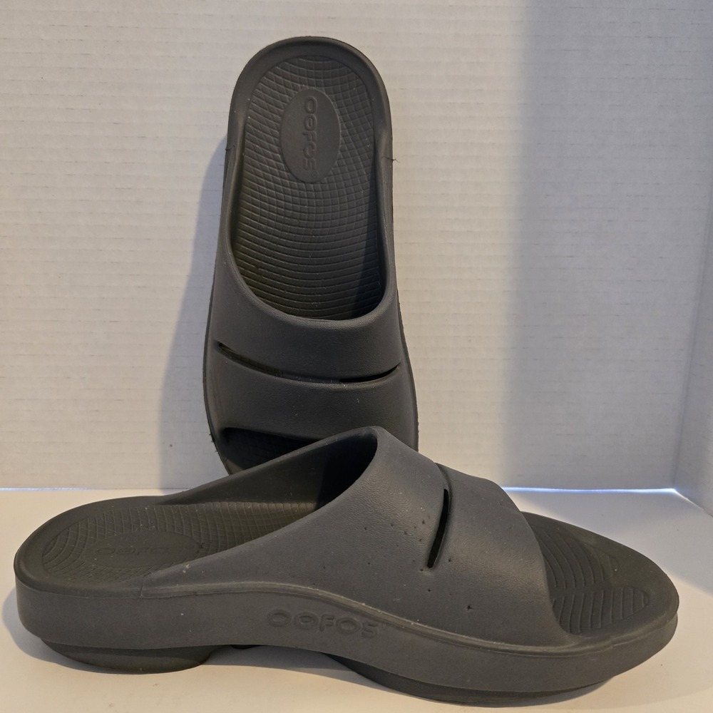 EUC‎ Oofos Shoes Recovery Support Slides Unisex GREY Men's 5 / Women's 7